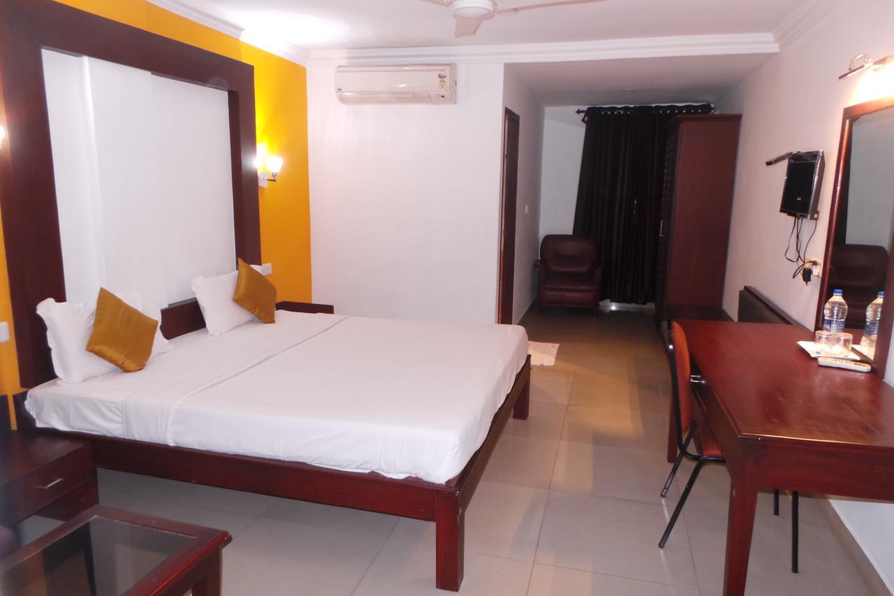 Hotel Wayanad Regency Kedavur Luaran gambar